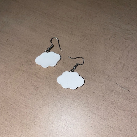 White surreal cloud earrings. - Picture 2 of 4